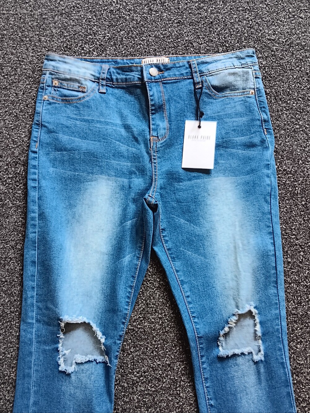NWT Blank Paige Light Blue Distressed Women’s Jeans Size Large, New - Picture 4 of 9